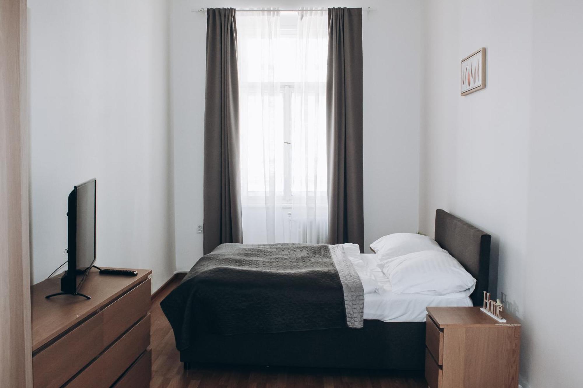 Sokolska Appartement Praag Buitenkant foto