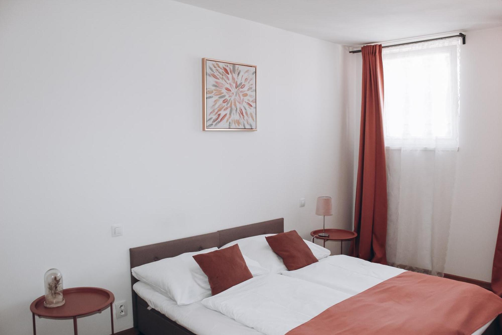 Sokolska Appartement Praag Buitenkant foto