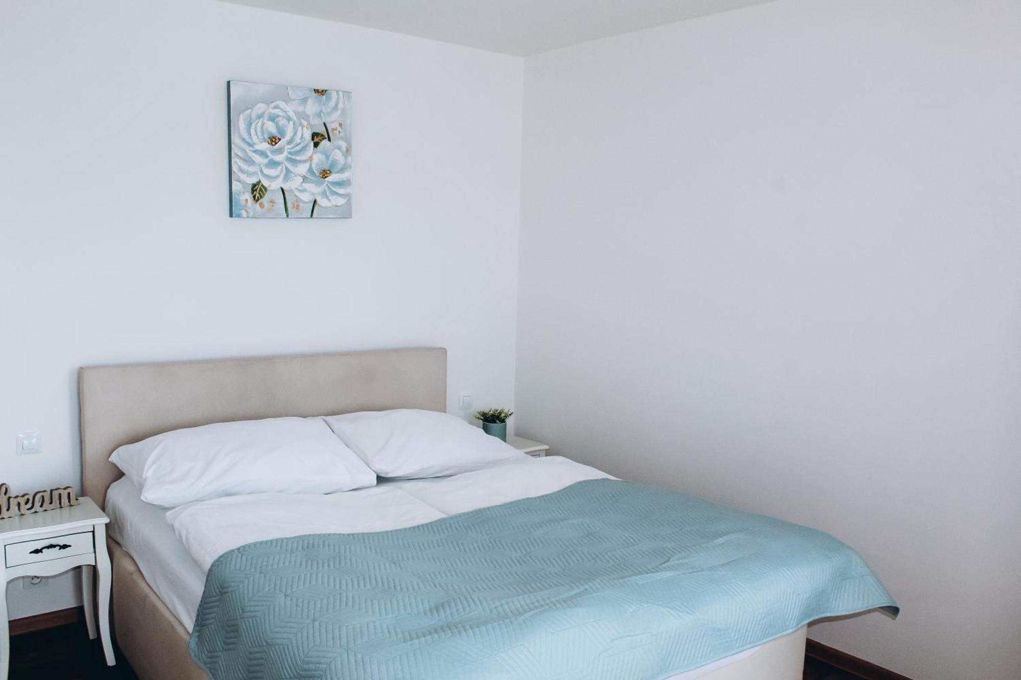 Sokolska Appartement Praag Buitenkant foto