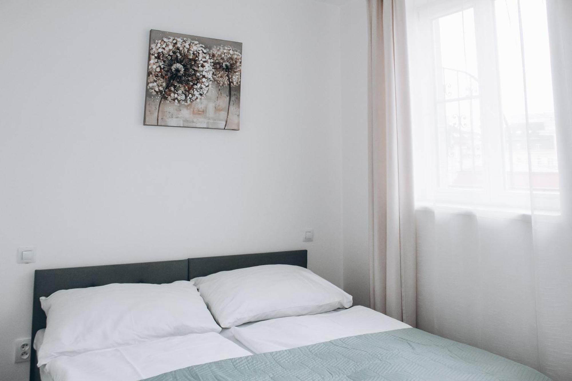 Sokolska Appartement Praag Buitenkant foto