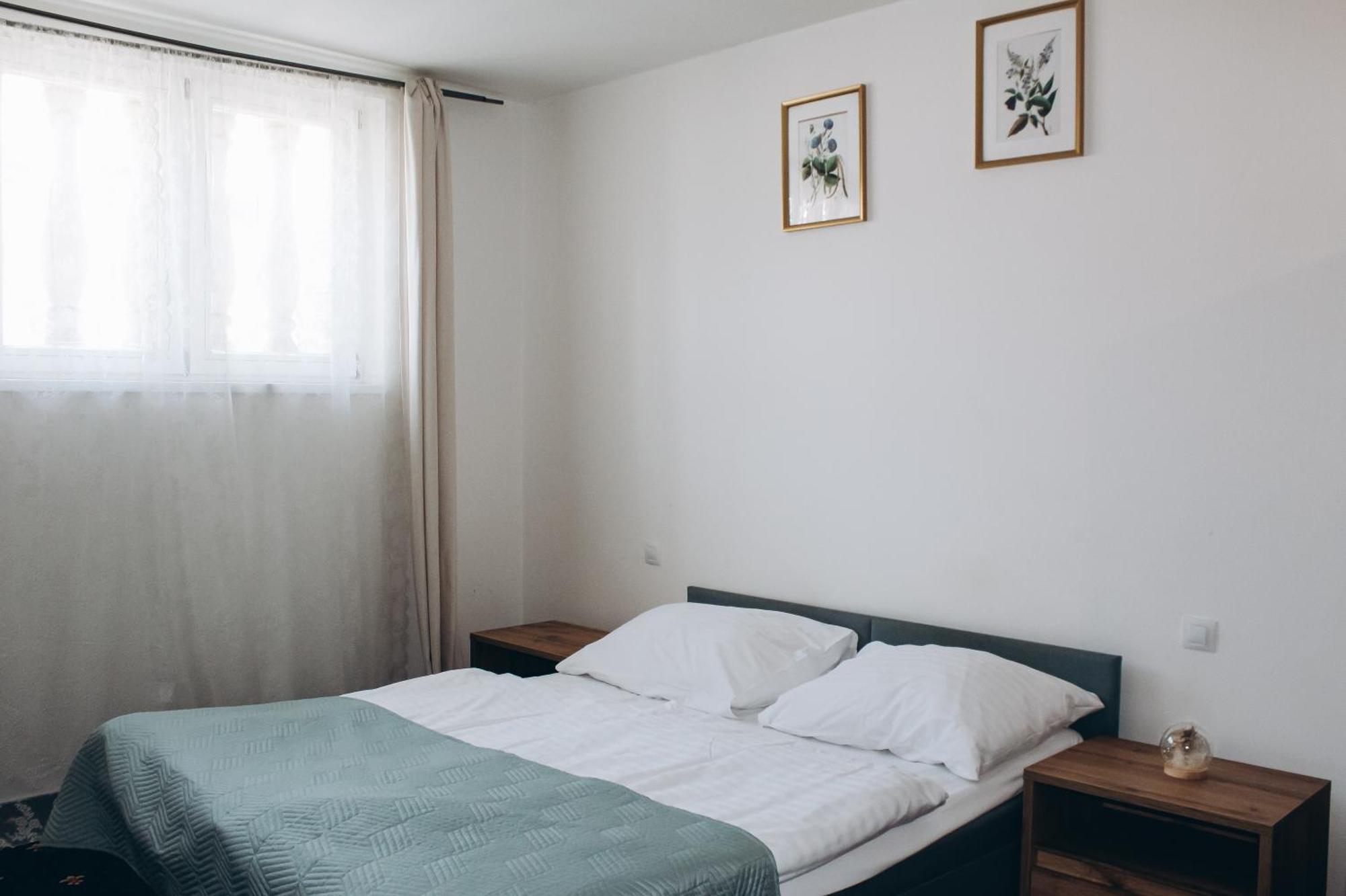 Sokolska Appartement Praag Buitenkant foto