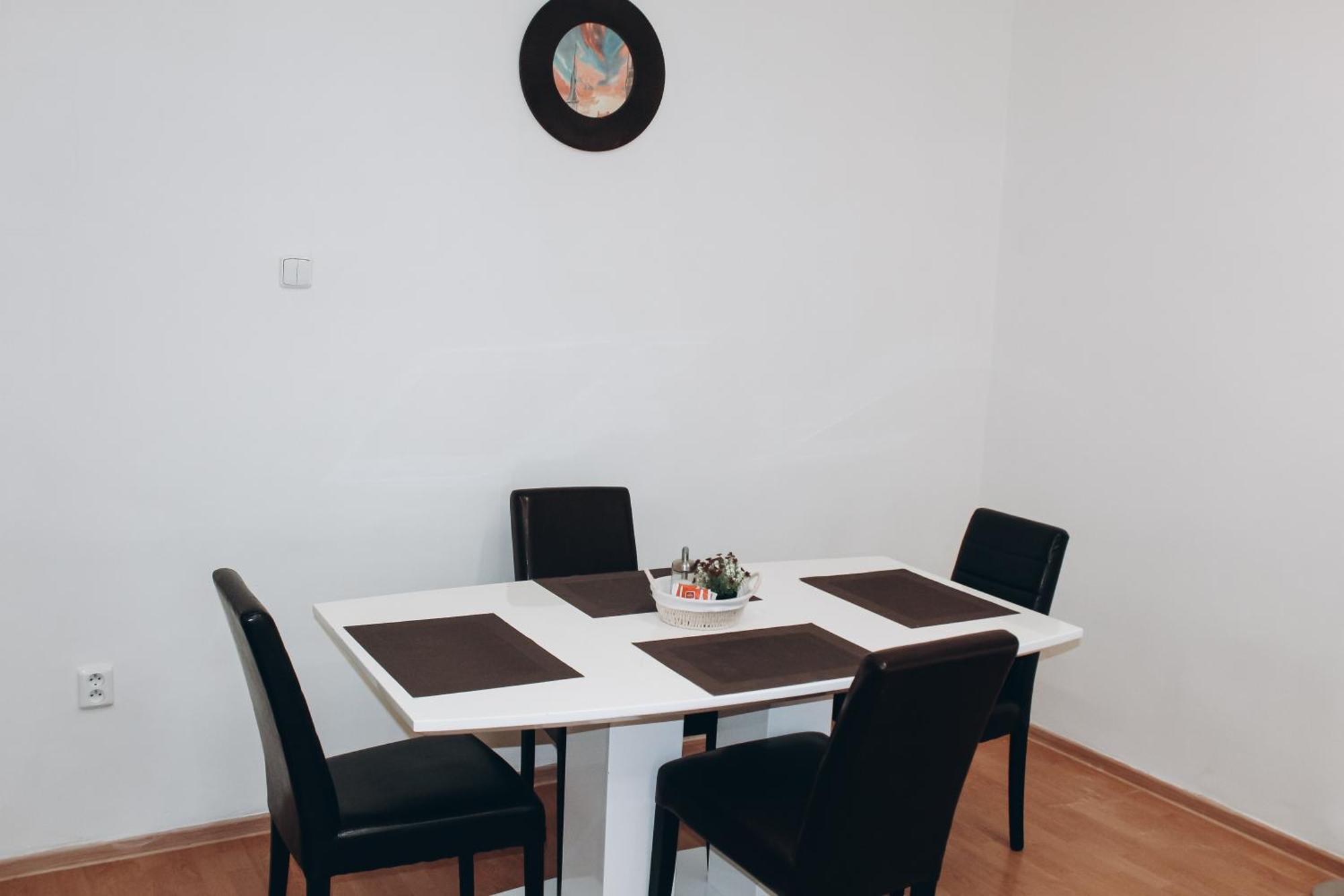 Sokolska Appartement Praag Buitenkant foto