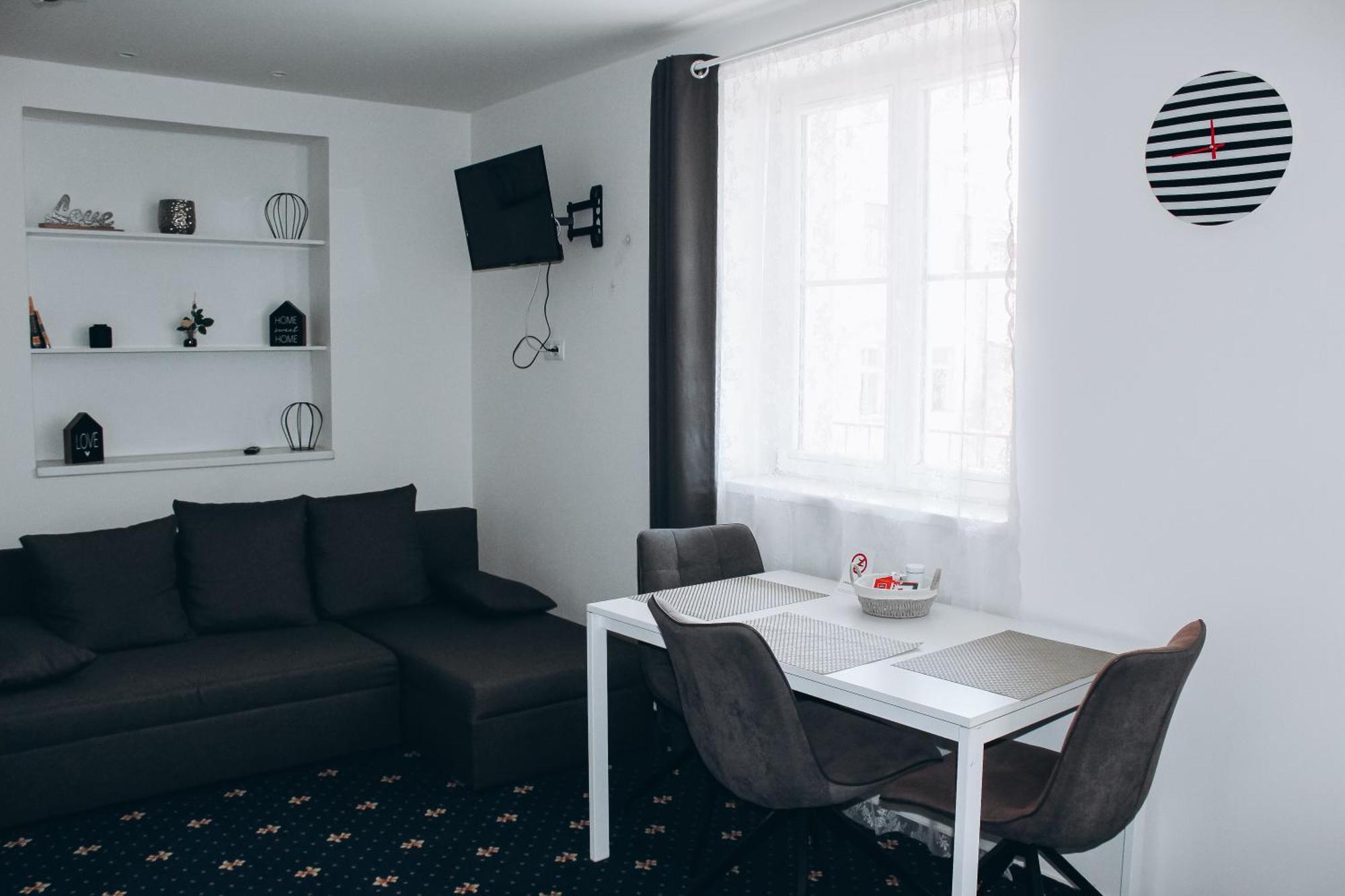 Sokolska Appartement Praag Buitenkant foto
