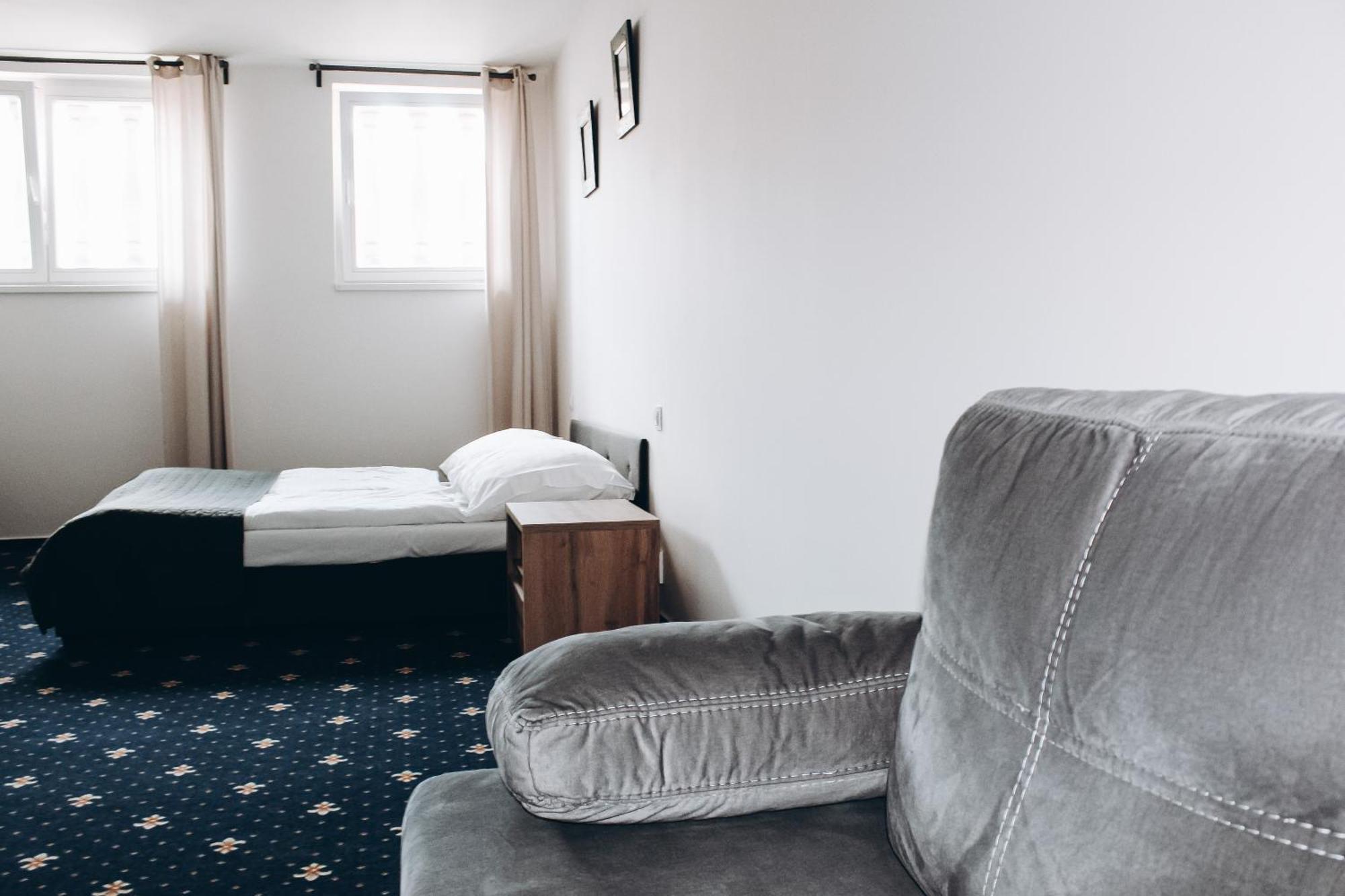 Sokolska Appartement Praag Buitenkant foto
