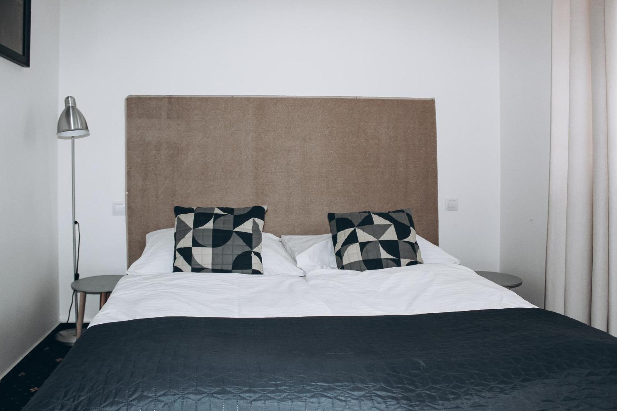 Sokolska Appartement Praag Buitenkant foto