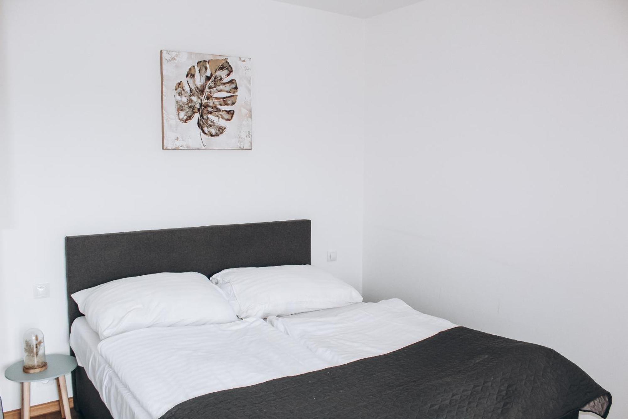 Sokolska Appartement Praag Buitenkant foto